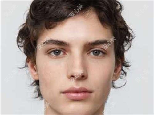 湖北武汉植发实惠：FUE+FUT植发项目仅需12800元起，显赫植发价格透明公开