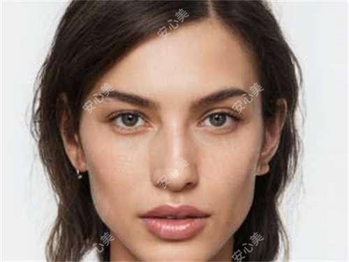 台州牙齿美容医生推荐：简小冲、李杰、于文学，擅长人工种植牙、牙齿修复及正畸