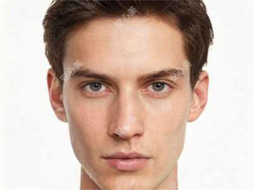 武汉显赫植发 vs 武汉仁爱 vs 武汉九州丛琳：武汉市睫毛种植价格表及真人实例分析（一次仅需3000起）