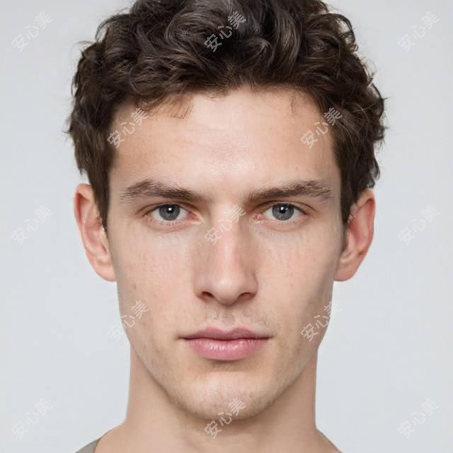 上海眼修复价格一览：瑰丽VS艺星，双眼皮修复仅需3800元起，眼袋修复低至2600元