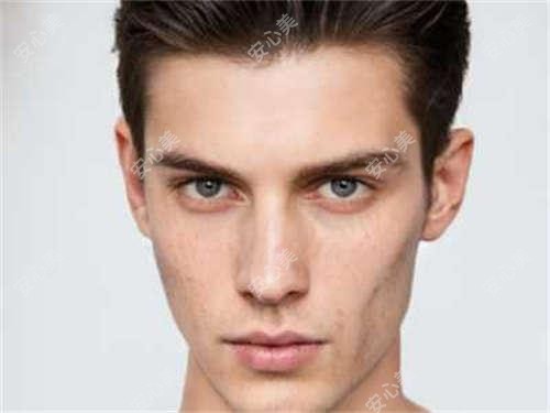 武汉仁爱医院植发科实惠:FUE植发5800元起,发际线调整6900元抢鲜体验