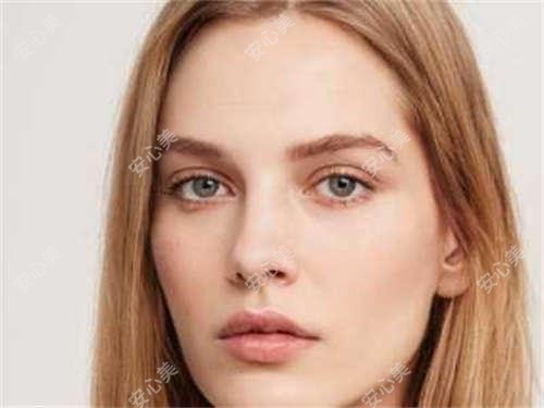 武汉市仁爱植发科费用揭秘：植发、发际线调整约2W+、眉毛种植近1W+