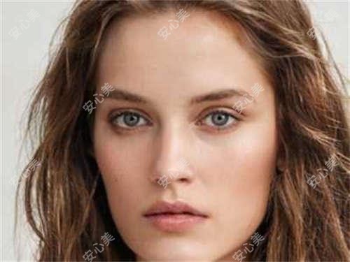 淄博盛德仁口腔吕红梅医生：30年牙齿矫正医生专攻龅牙疑难实例