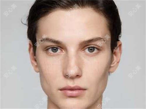 武汉极美伽|美雅普玥缇|壹点美|普玥缇|乐美|新至美|美基元|真爱|韩辰|匠歆天巧臀部脂肪填充价格表及详细解析：脂肪填充臀部价格低至15000元起，安稳与疗效并重