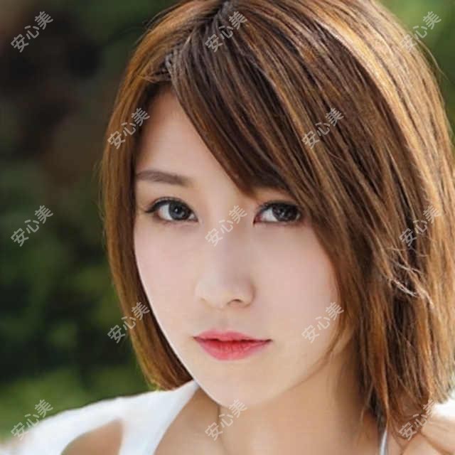 同房下面就裂开小口口啥原因,女生下面变黑色是什么原因?